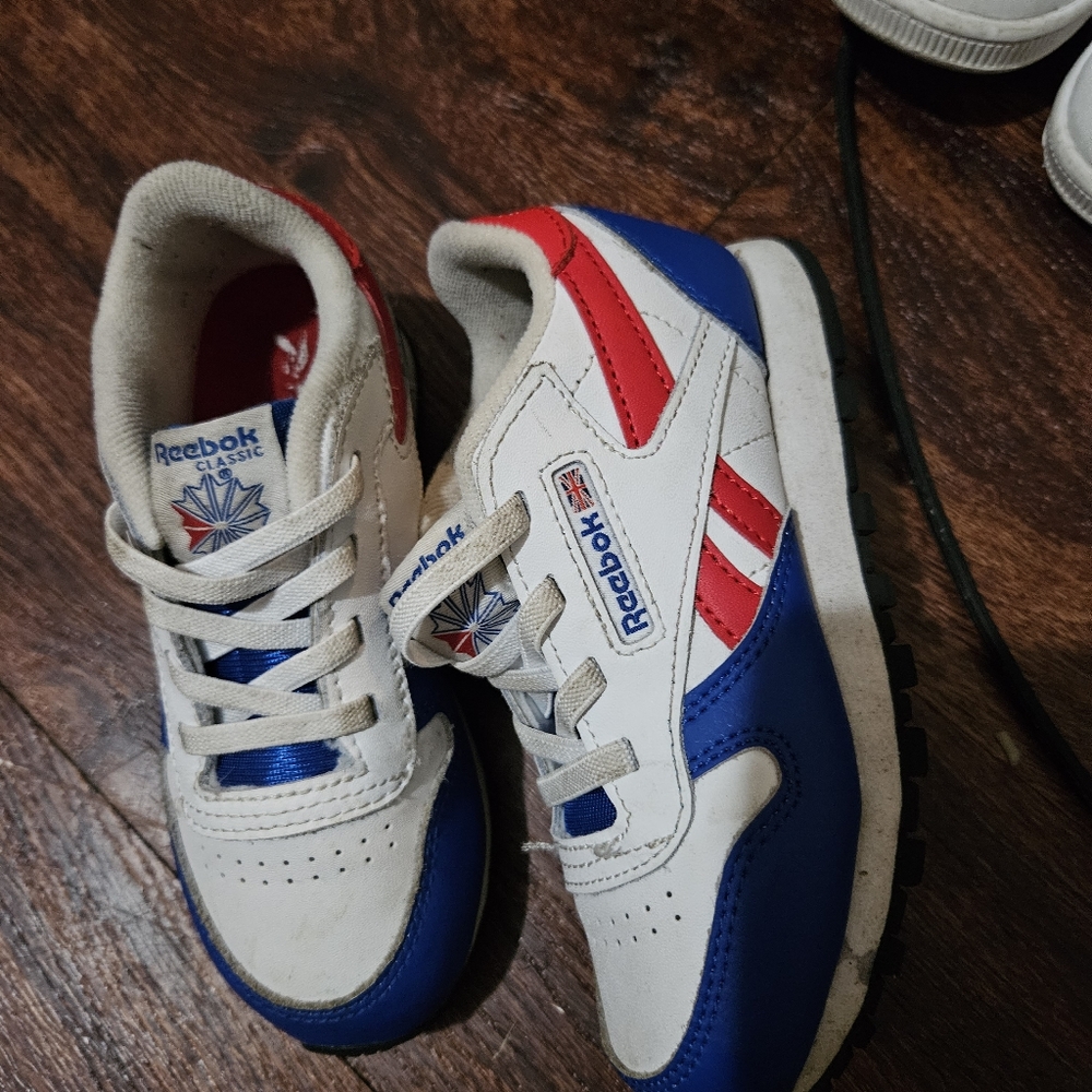 Kids Sneakers 10c